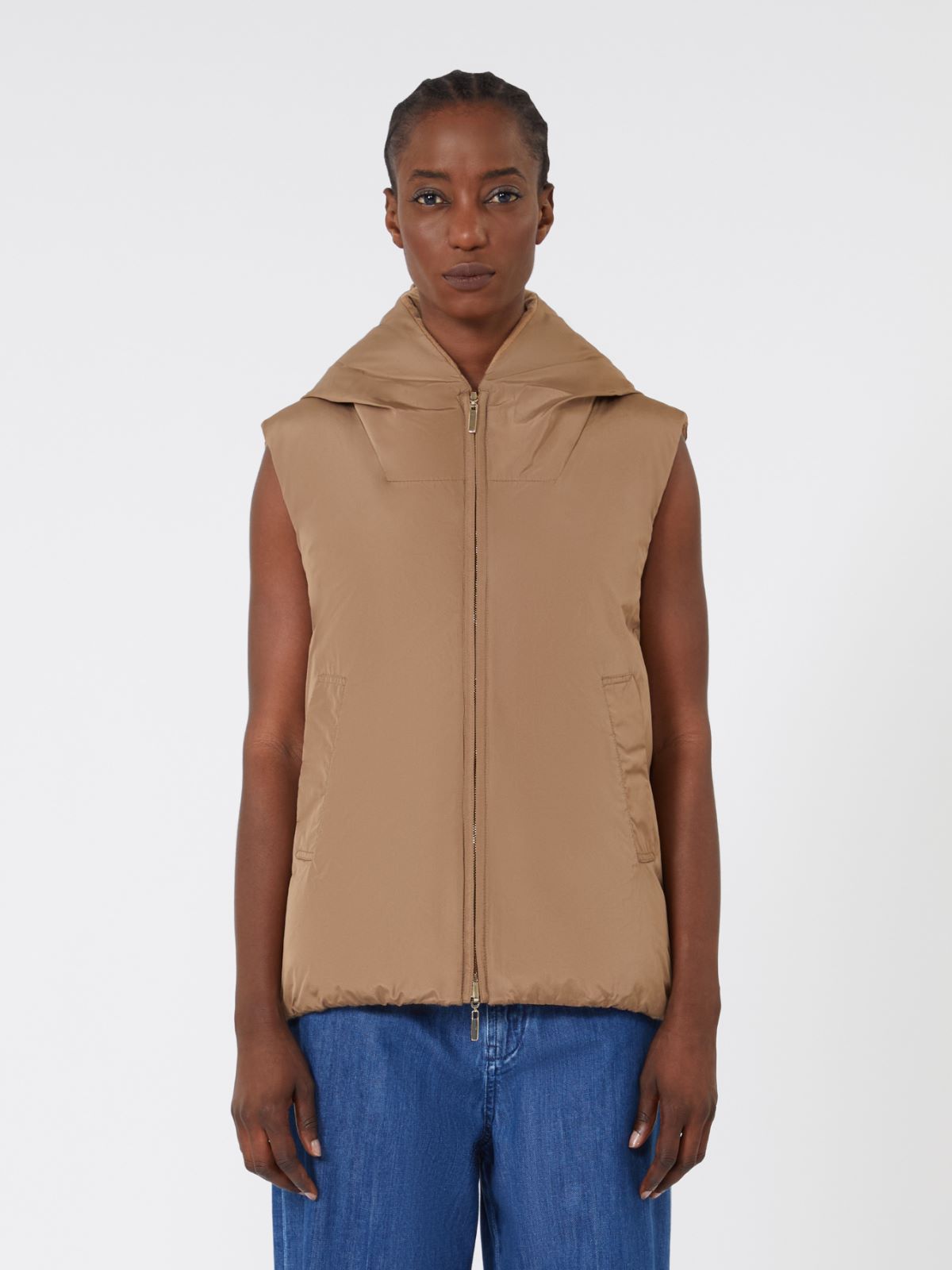 Reversible padded gilet in camel and water-repellent taffeta - CAMEL - Max Mara - 5
