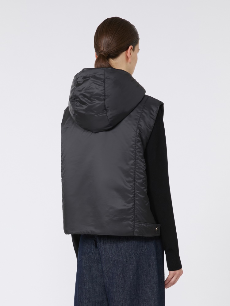  - Max Mara