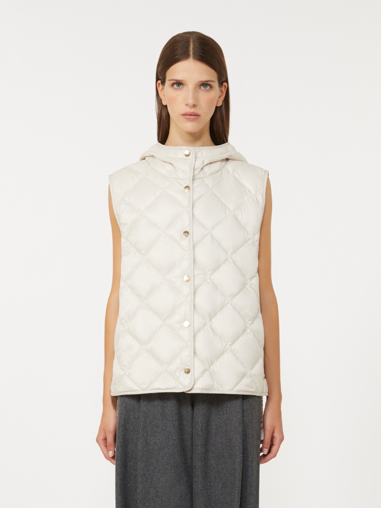 - Max Mara