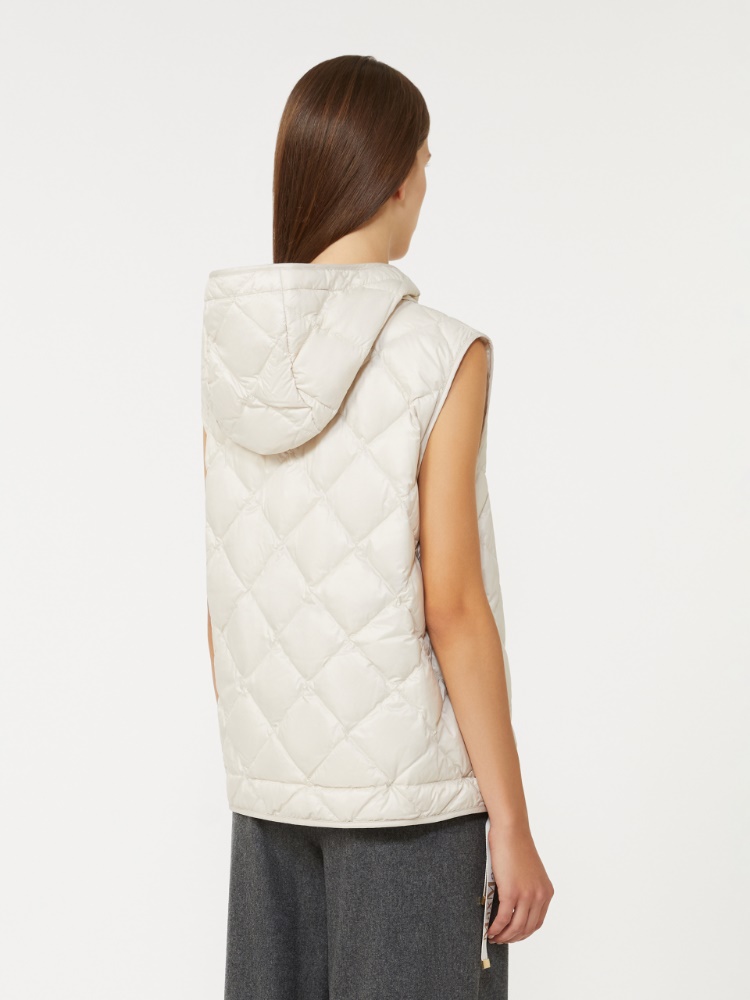 - Max Mara