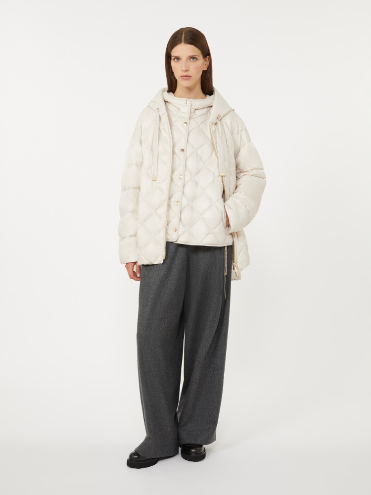 Padded gilet in water-repellent diamond pattern fabric - MILK - Max Mara