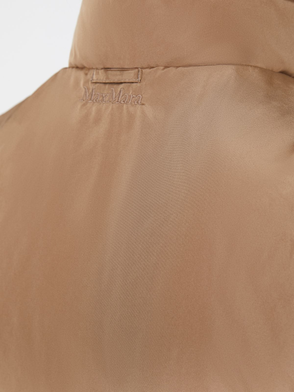 Padded gilet in camel and water-repellent taffeta - BEIGE - Max Mara - 11