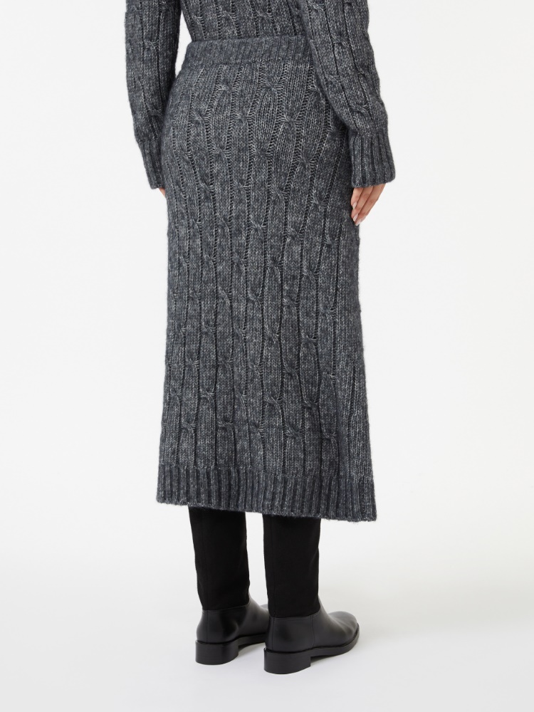  - Max Mara
