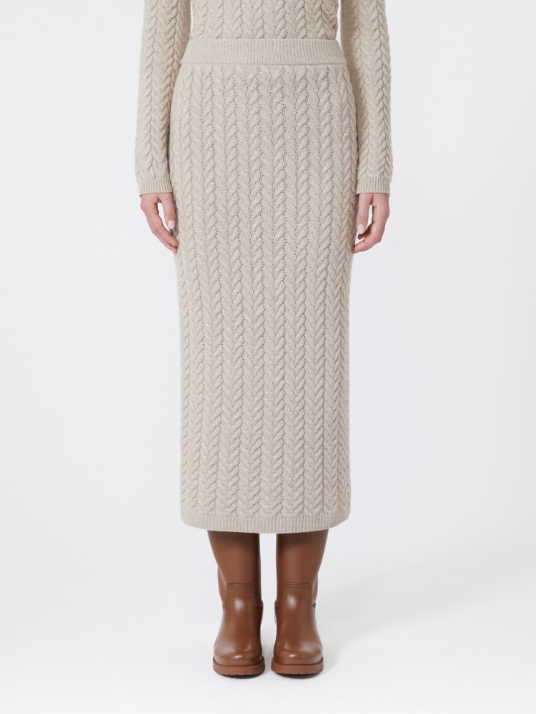  - Max Mara