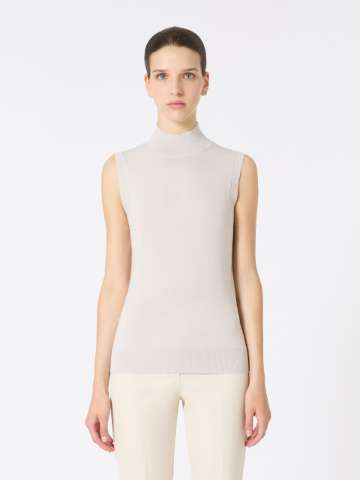 VIP価格.Max Mara GILET IN LANA CON NAPPINE Gilet female | Max Mara