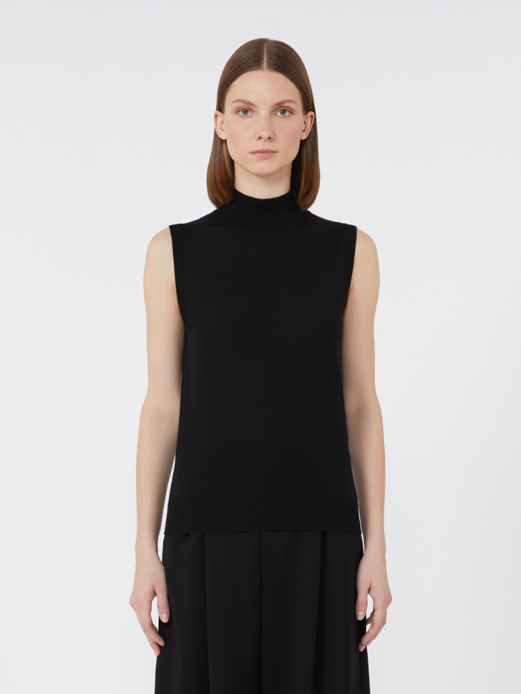  - Max Mara