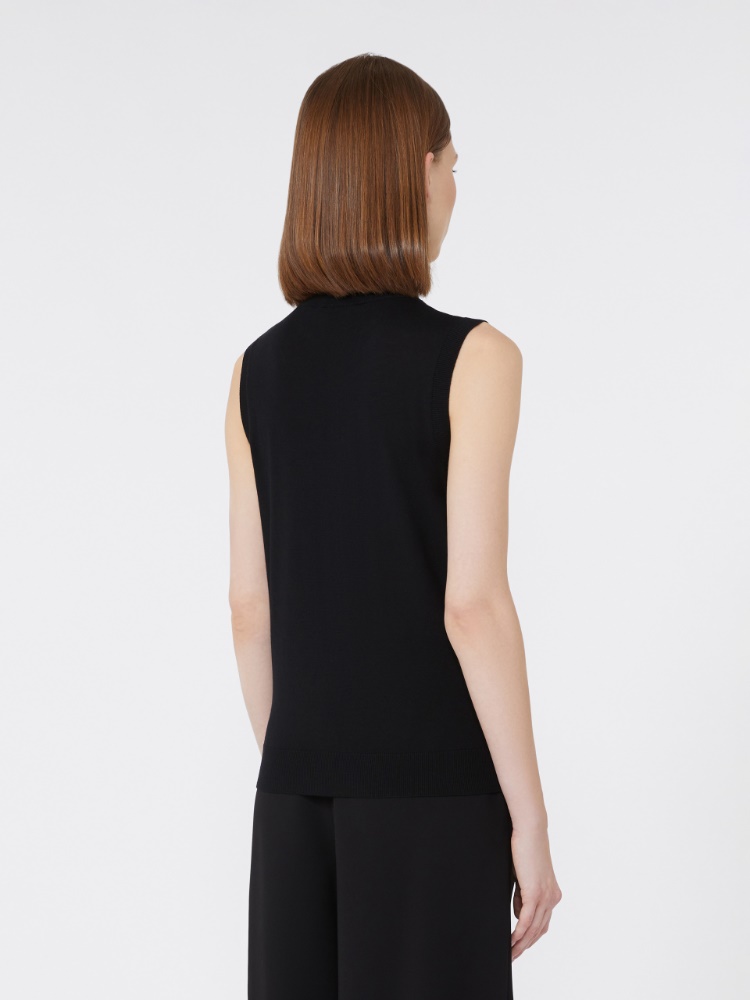  - Max Mara