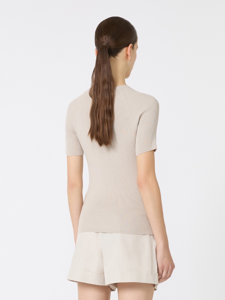  - Max Mara