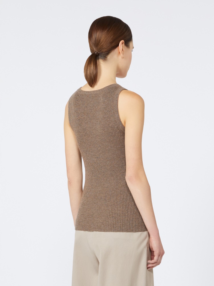  - Max Mara