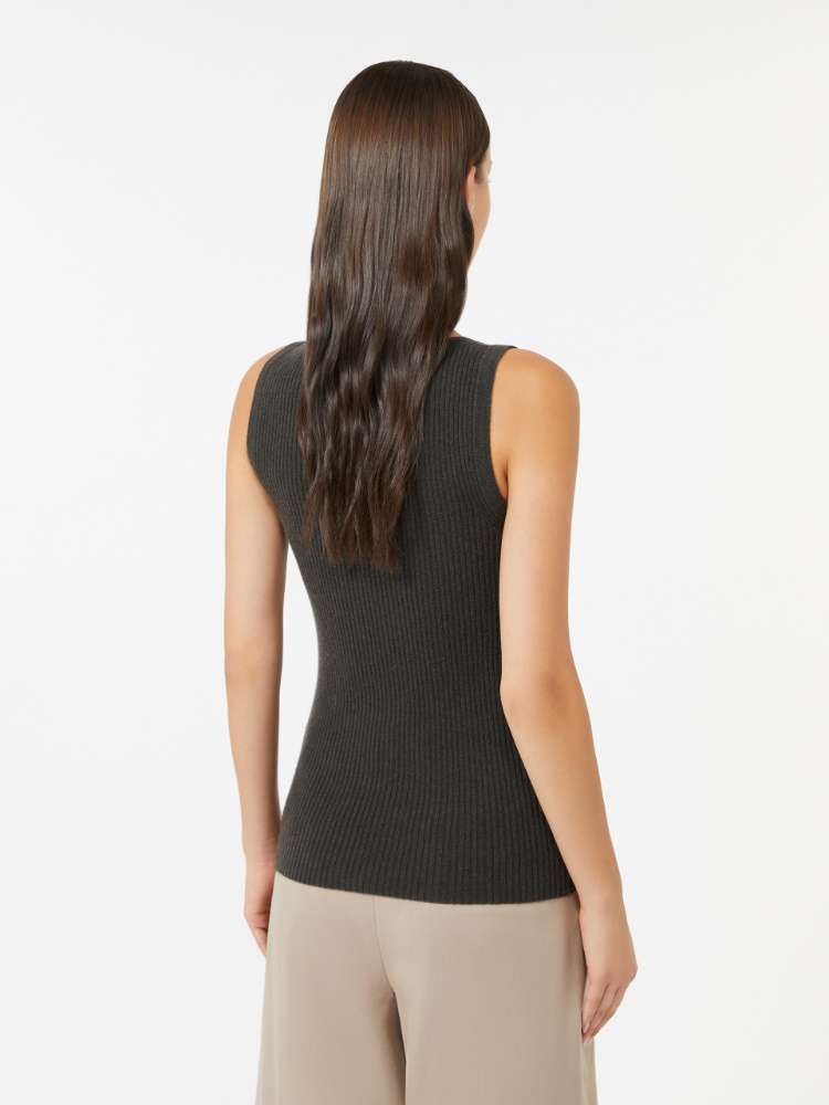  - Max Mara