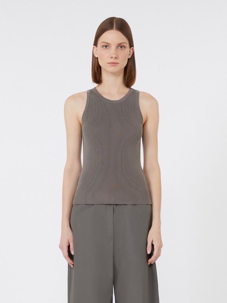  - Max Mara