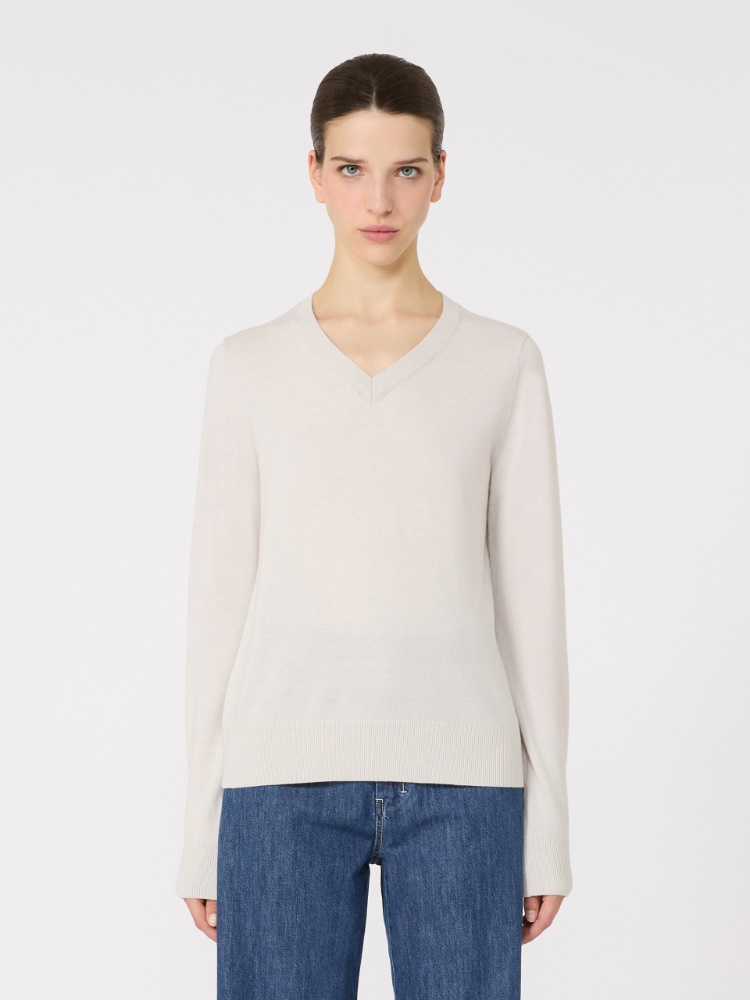  - Max Mara
