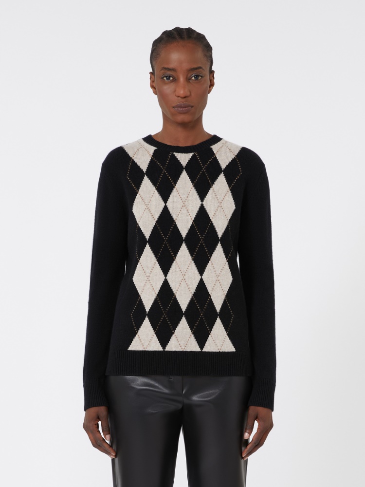  - Max Mara