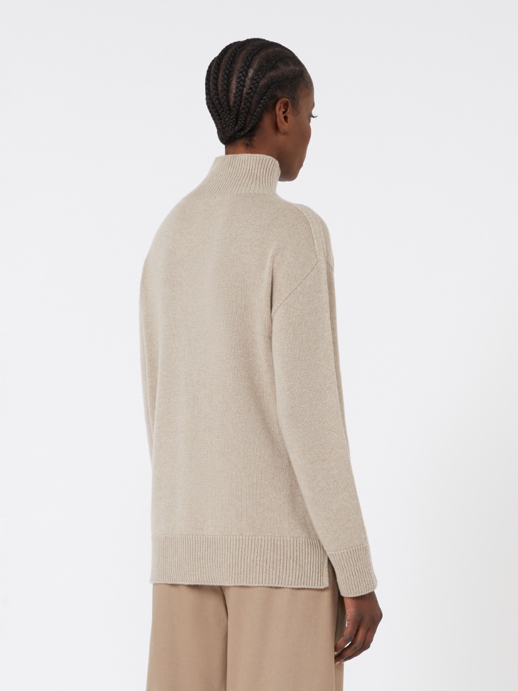  - Max Mara