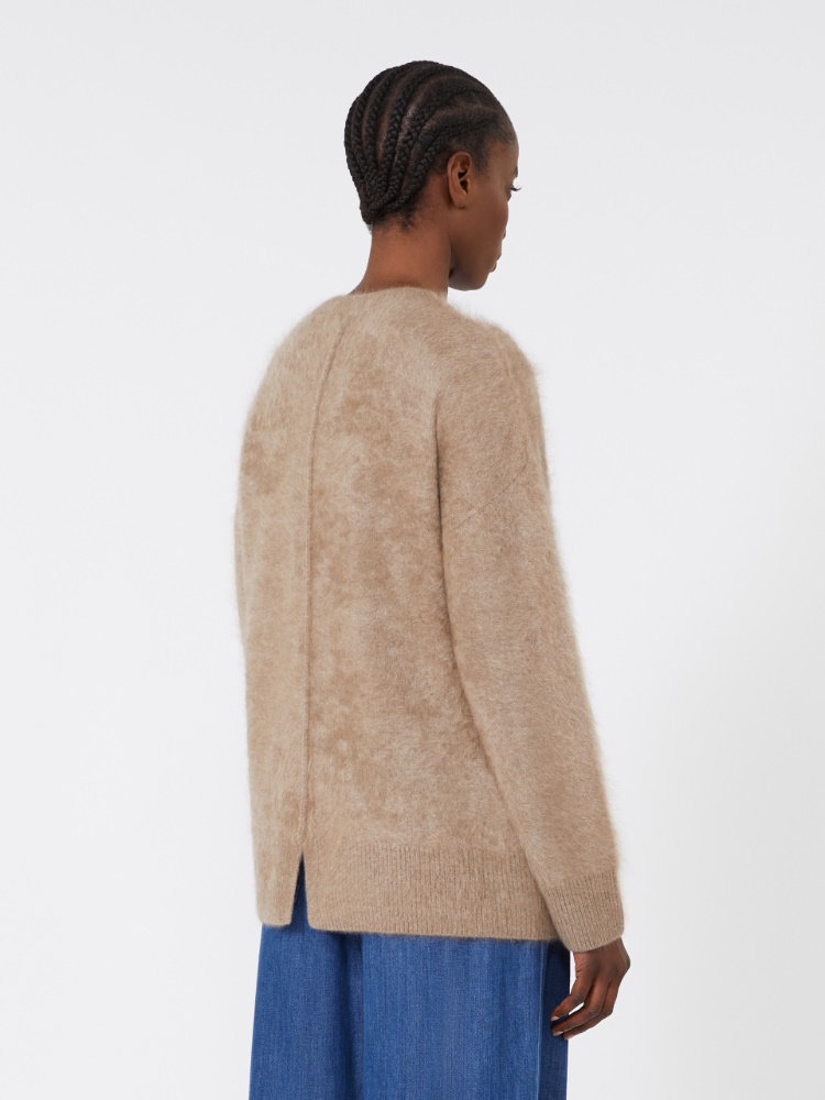  - Max Mara