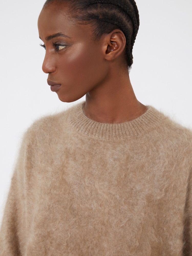  - Max Mara