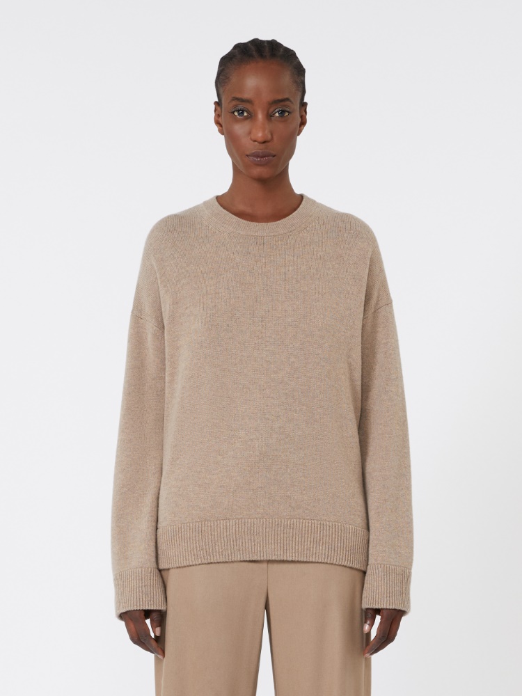  - Max Mara