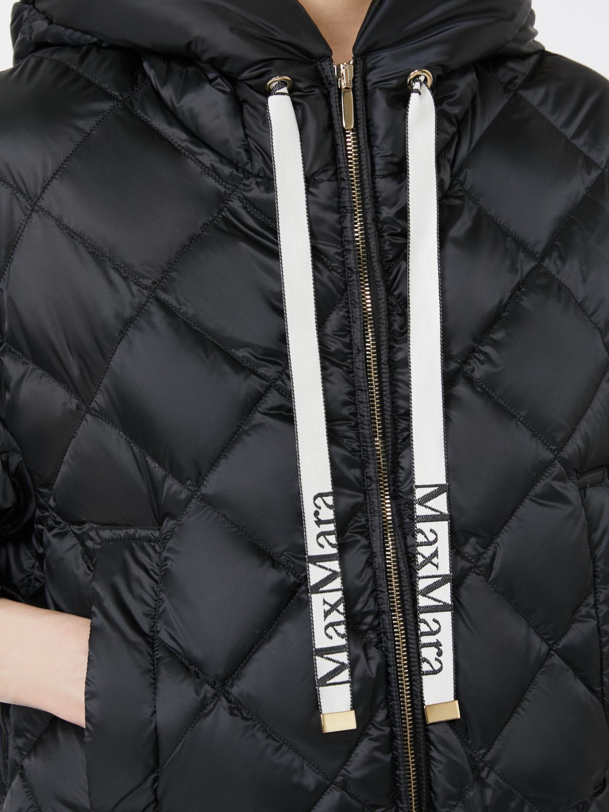 Padded jacket in water-repellent nylon fabric - BLACK - Max Mara - 4