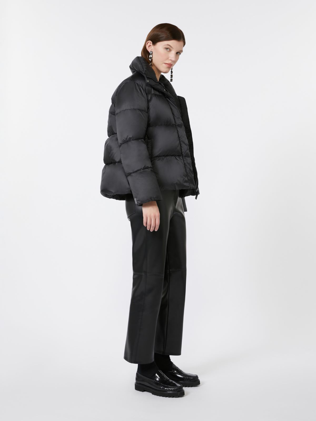 Down jacket in water-repellent technical fabric - BLACK - Max Mara
