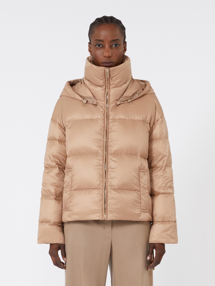  - Max Mara