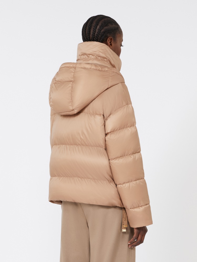  - Max Mara