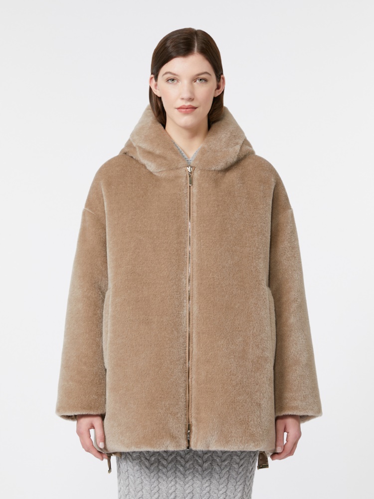  - Max Mara