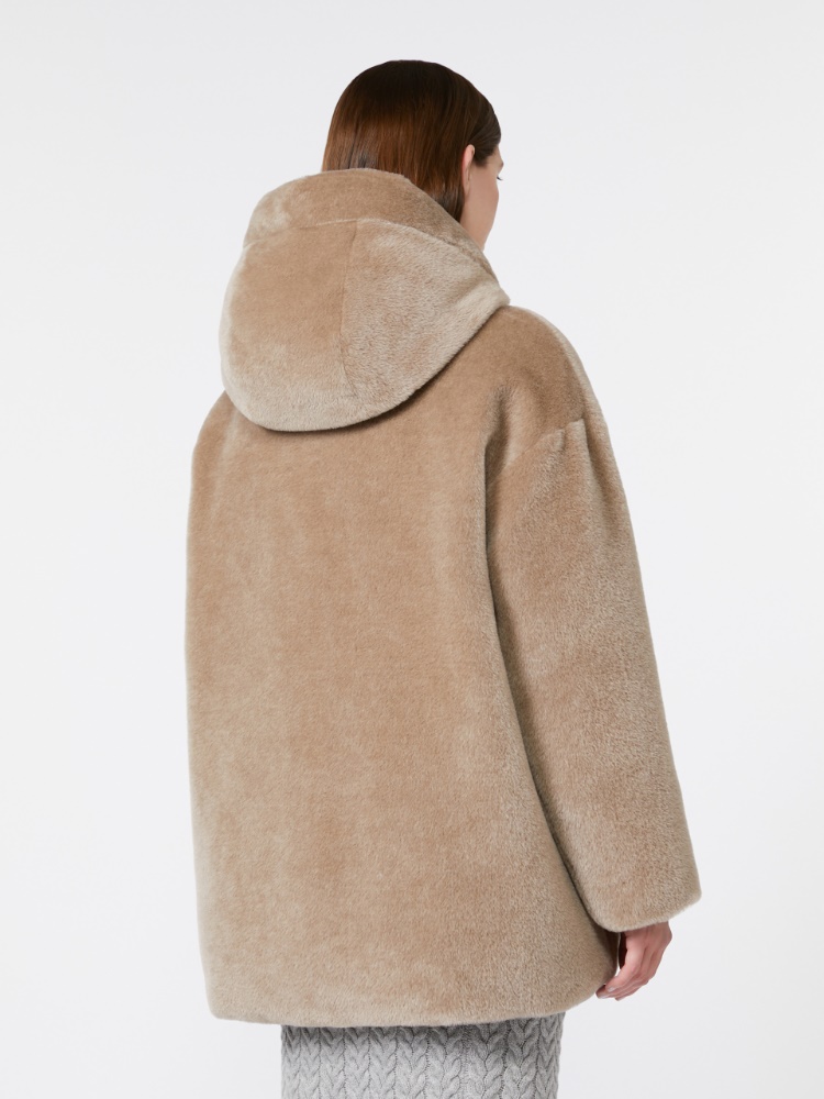  - Max Mara