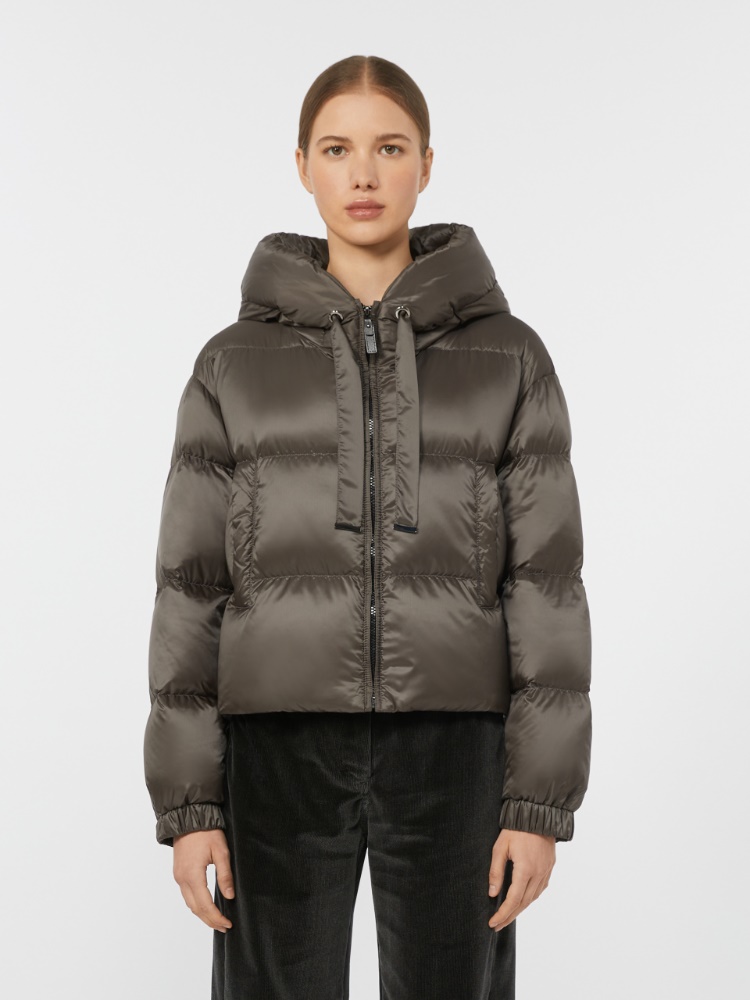  - Max Mara