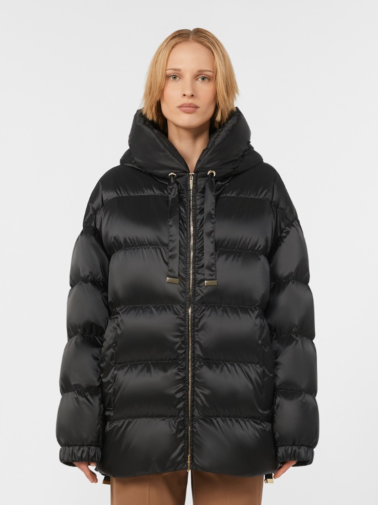  - Max Mara