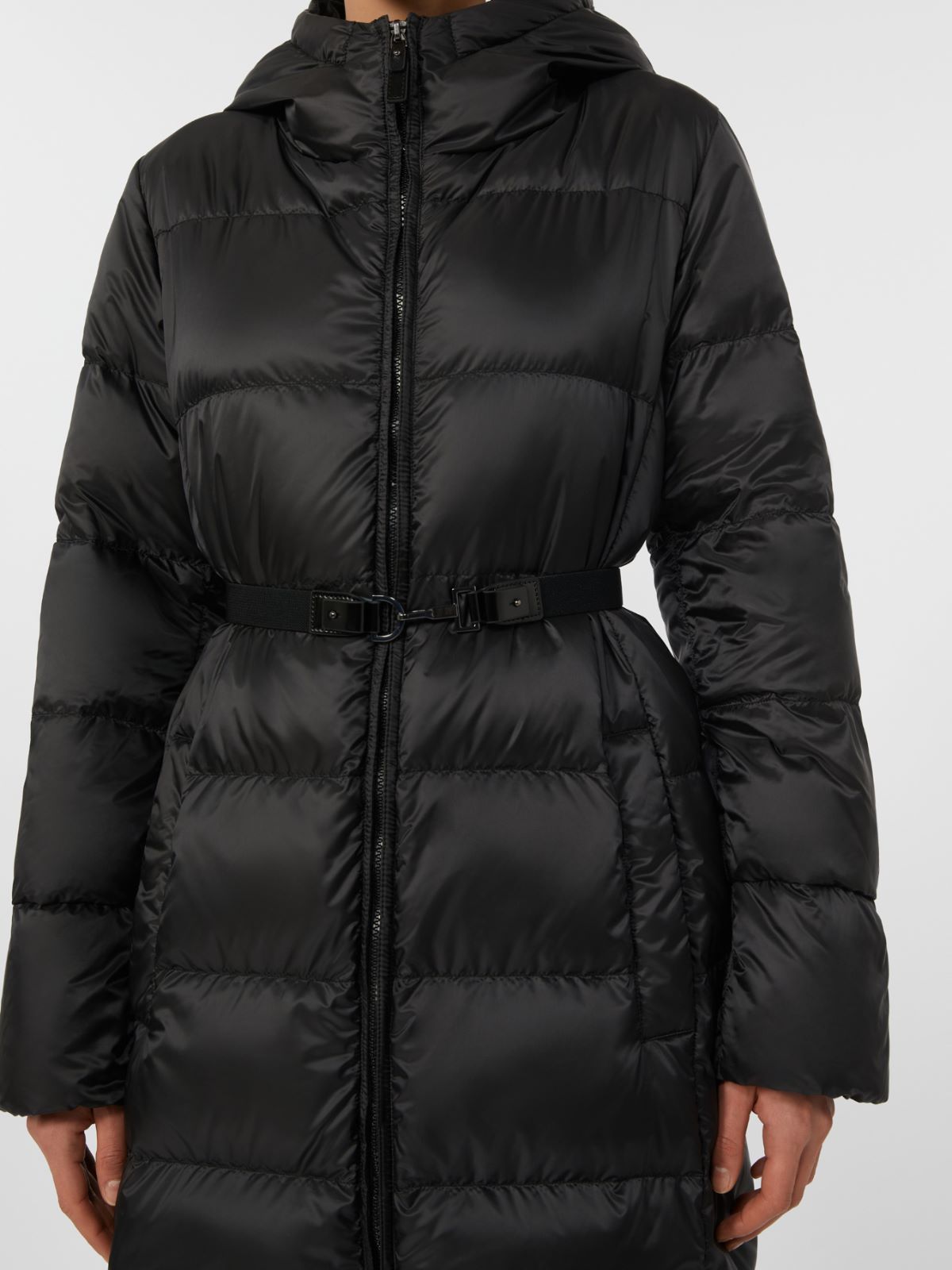 Midi down jacket in water-repellent technical fabric - BLACK - Max Mara - 4