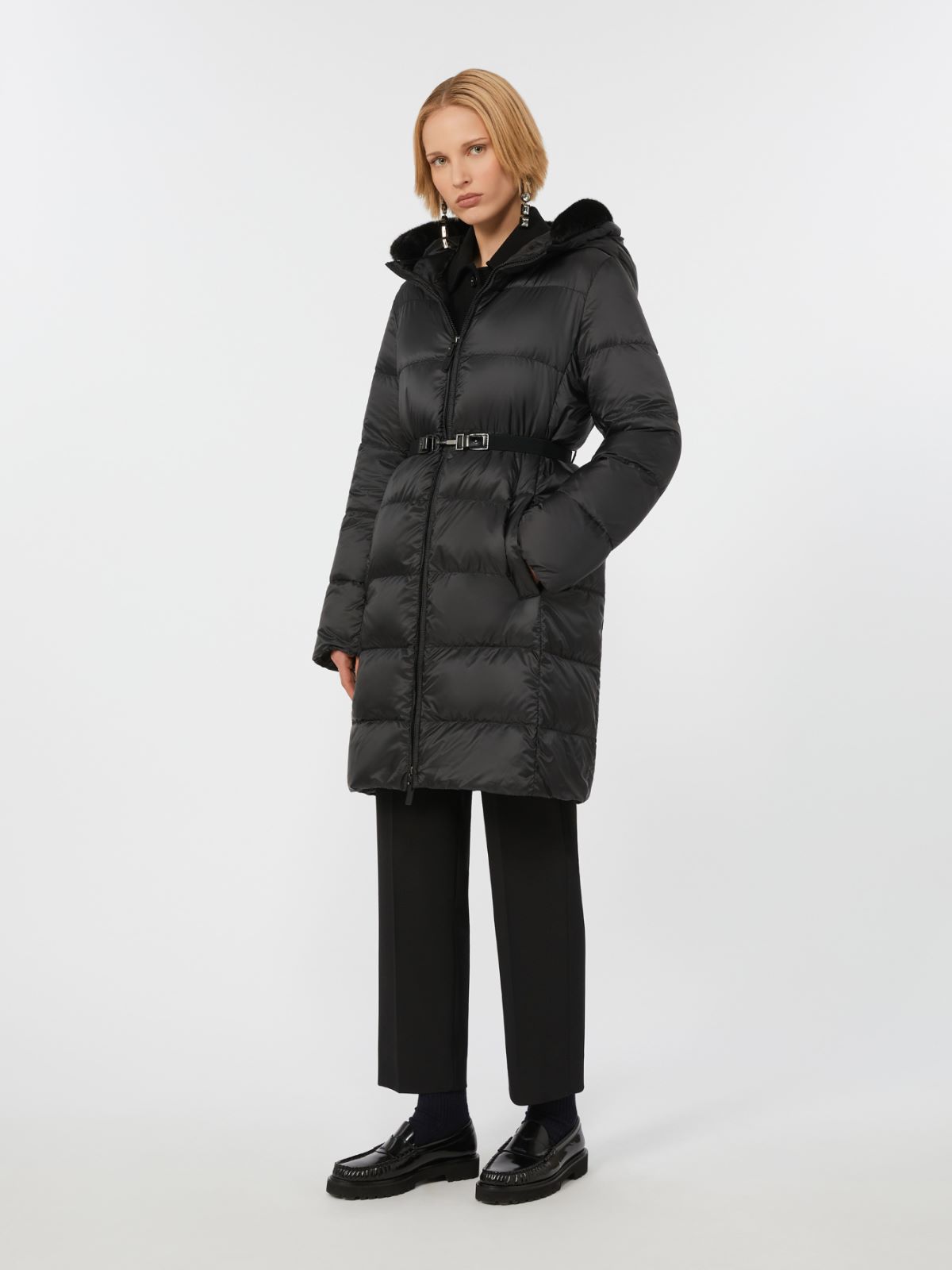 Midi down jacket in water-repellent technical fabric - BLACK - Max Mara
