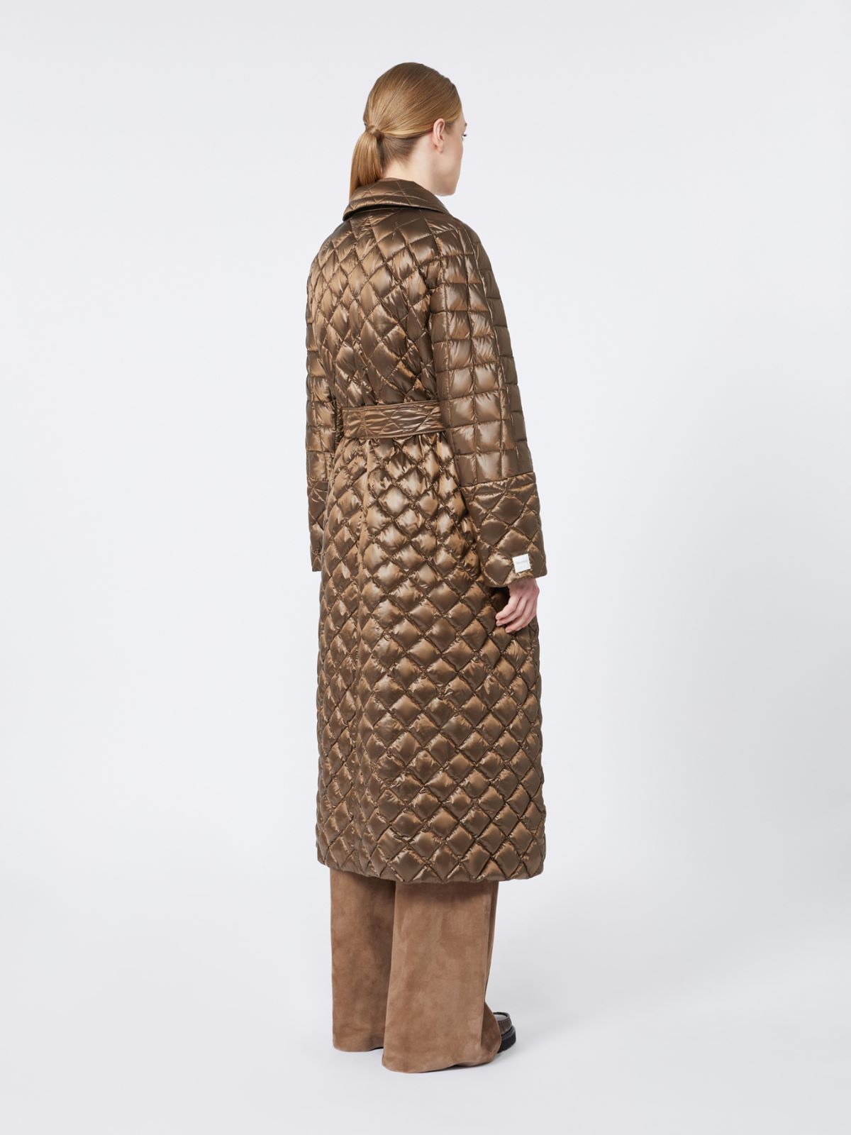 Long quilted down jacket in water-repellent fabric - BEIGE GOLDEN - Max Mara - 3