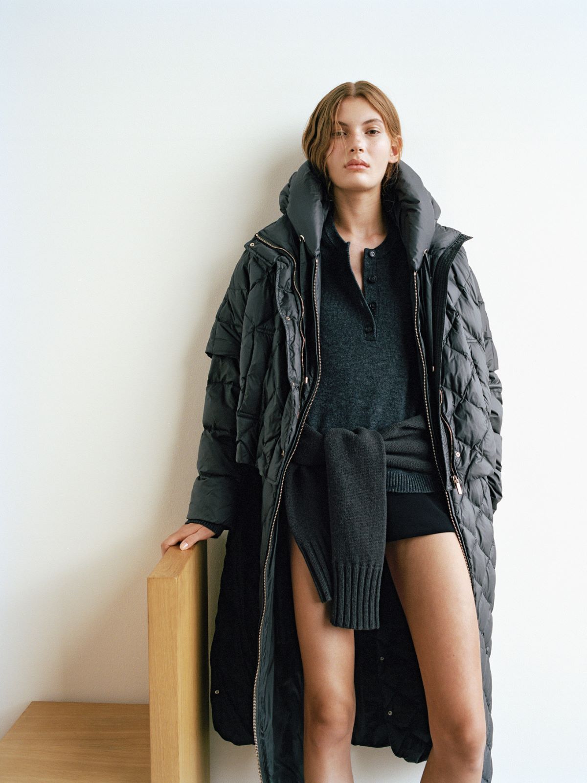 Lange gesteppte Daunenjacke aus wasserabweisendem Gewebe - SCHWARZ - Max Mara
