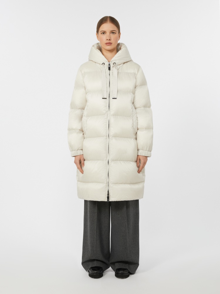 - Max Mara