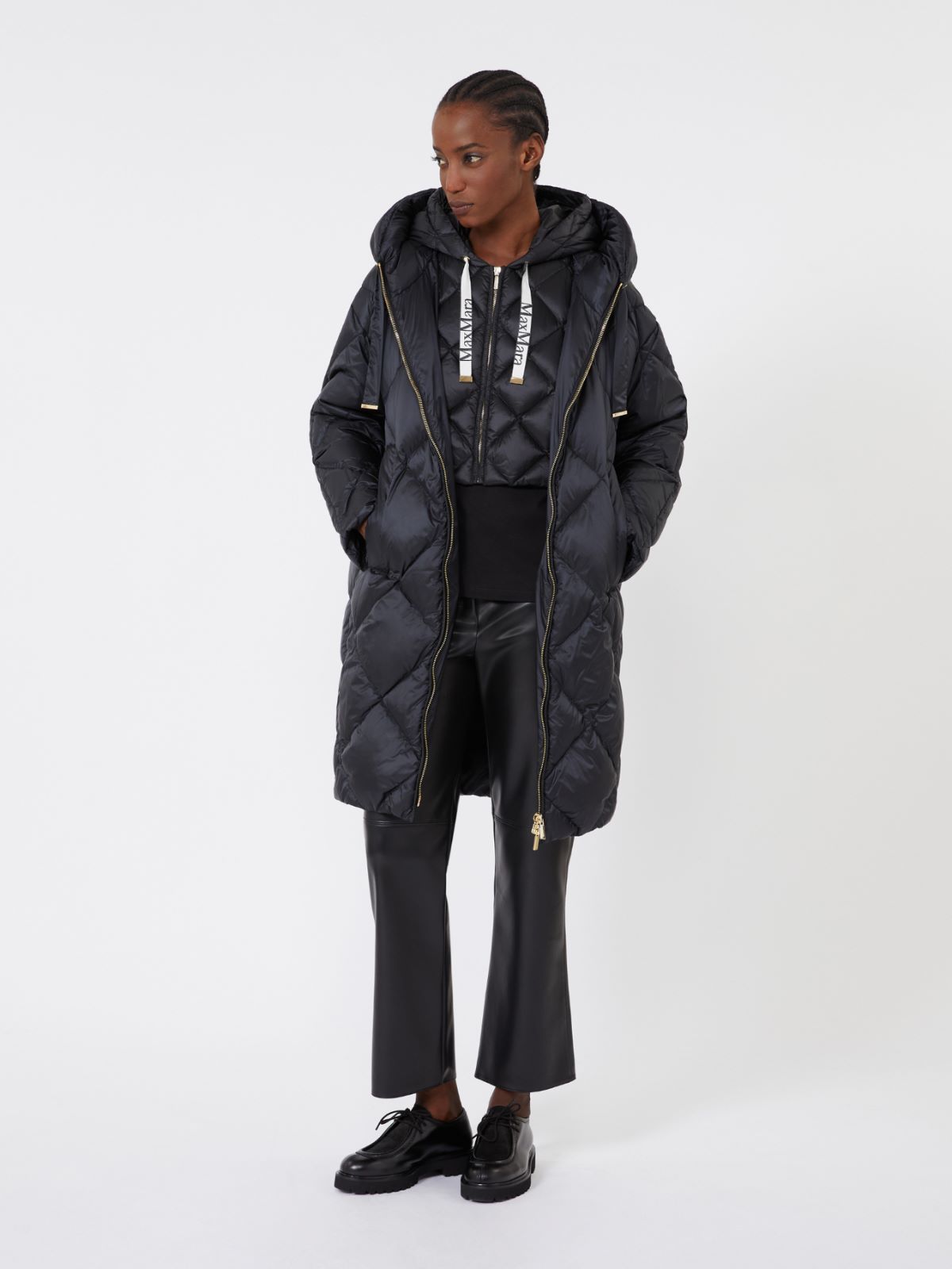 Nylonowa przednia warstwa z tkaniny hydrofobowej + CZARNY - Max Mara