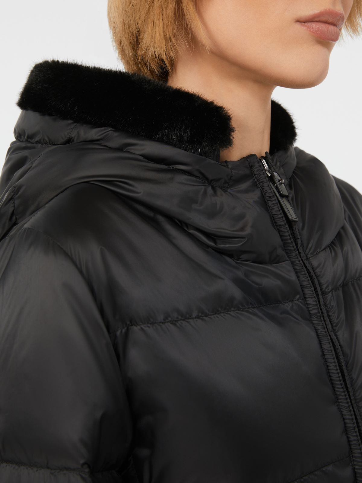 Bordure de capuche en tissu doux - NOIR - Max Mara - 8