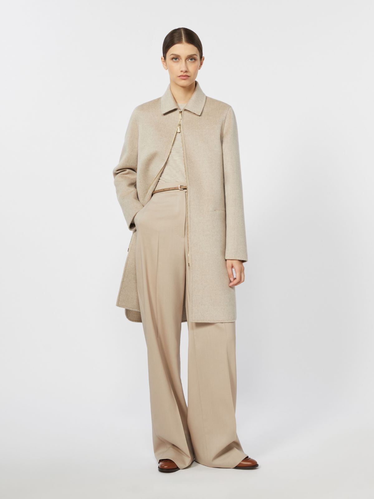 Straight-fit cashmere coat + SAND - Max Mara