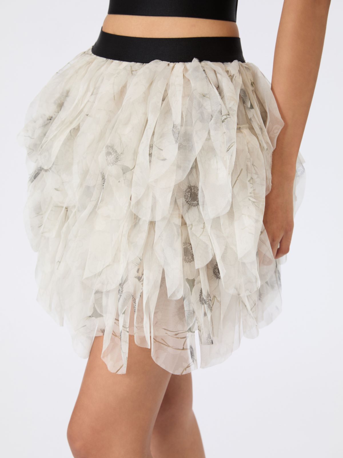 Short skirt with petals in printed organza - PEARL GREY - Max Mara - 4