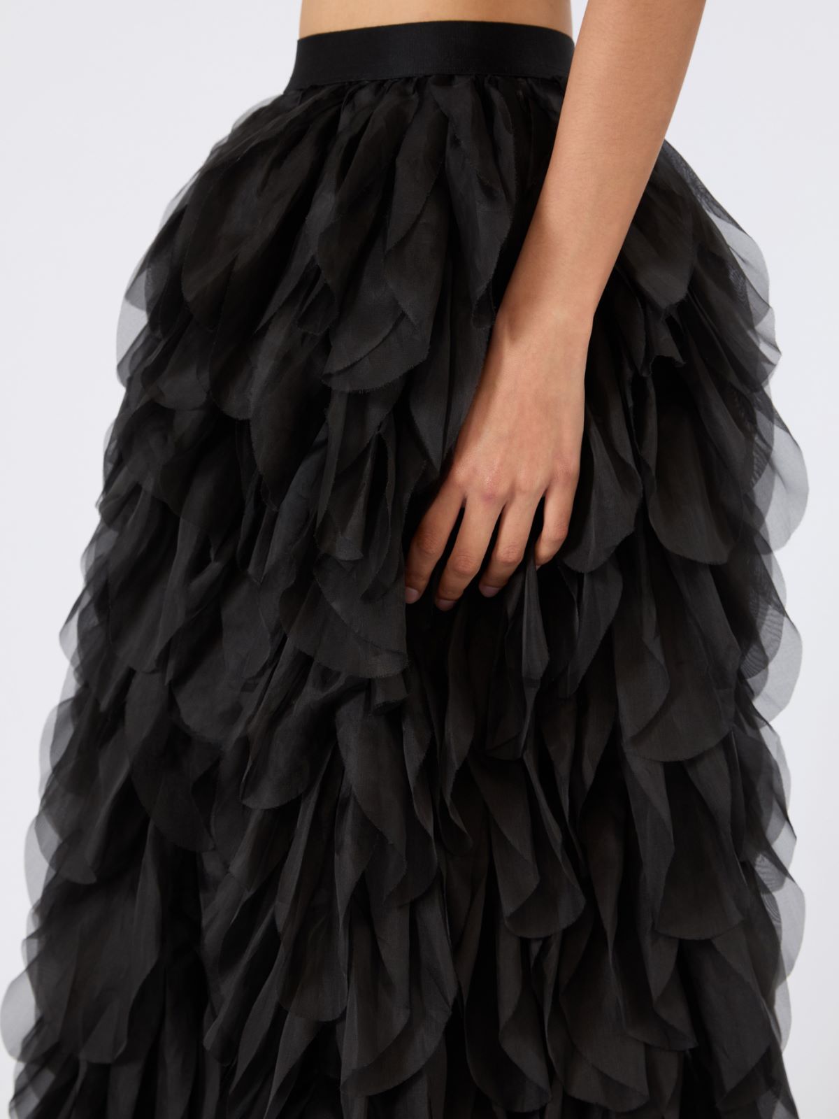 Long skirt with petals in silk organza - BLACK - Max Mara - 4