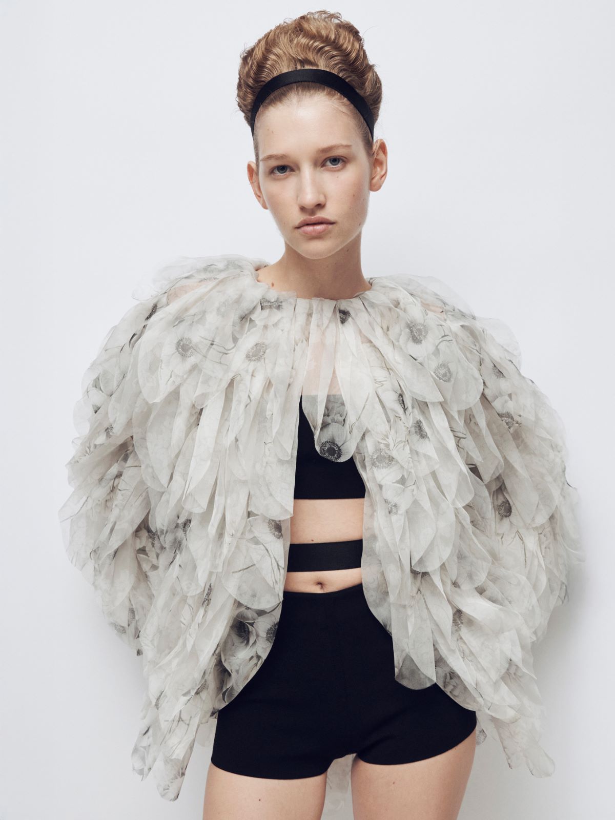 Short overcoat with petals in printed organza - PEARL GREY - Max Mara