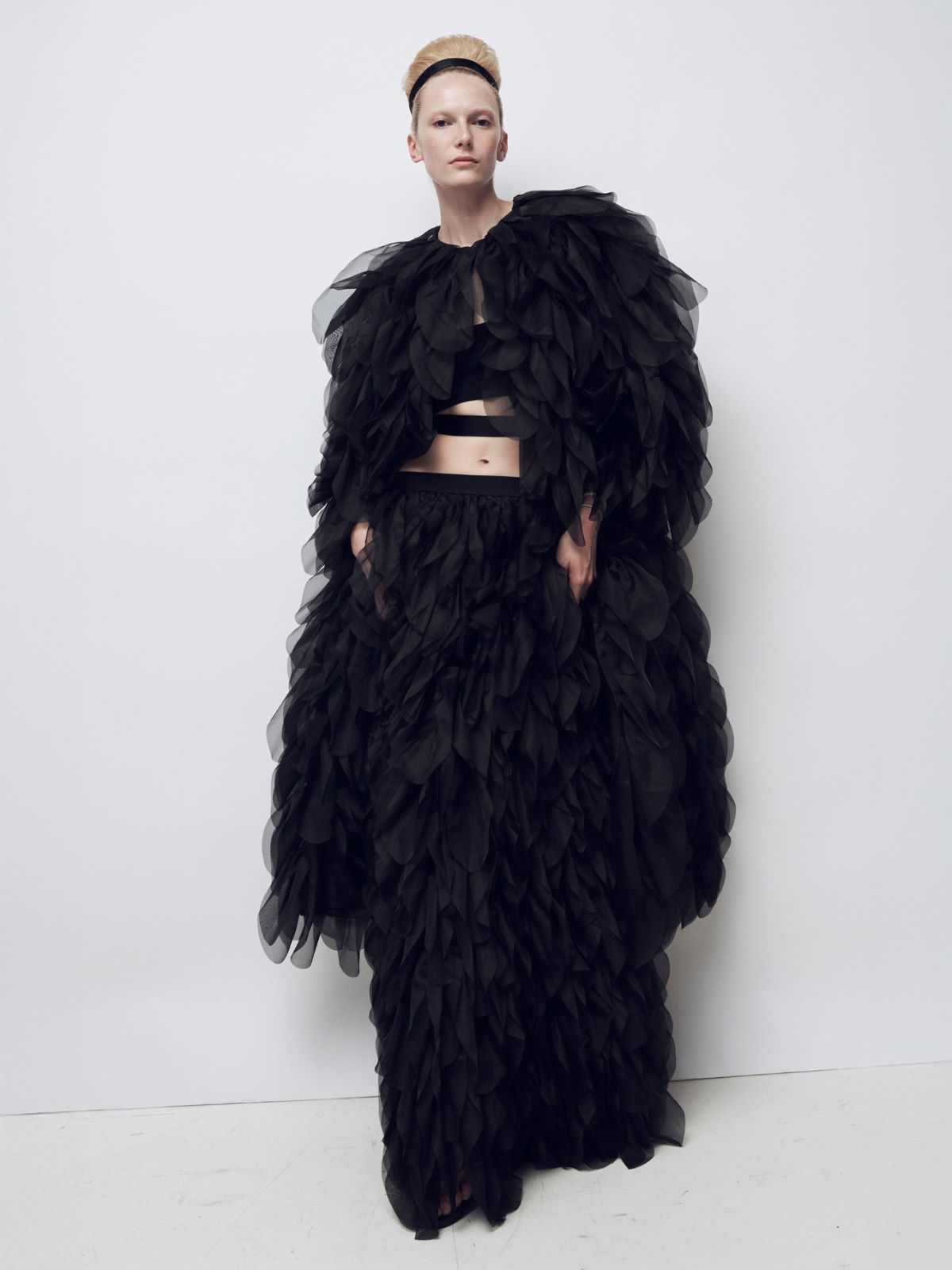 Long overcoat with petals in silk organza - BLACK - Max Mara