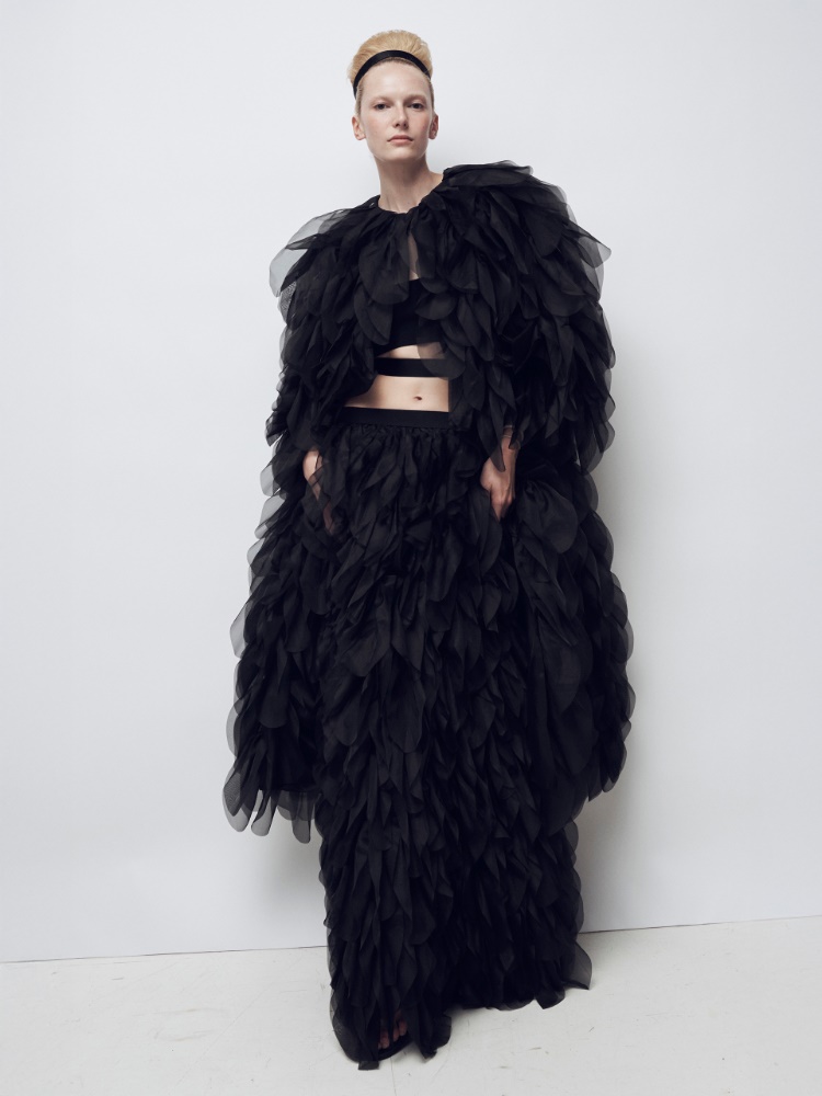 Long overcoat with petals in silk organza + BLACK - Max Mara