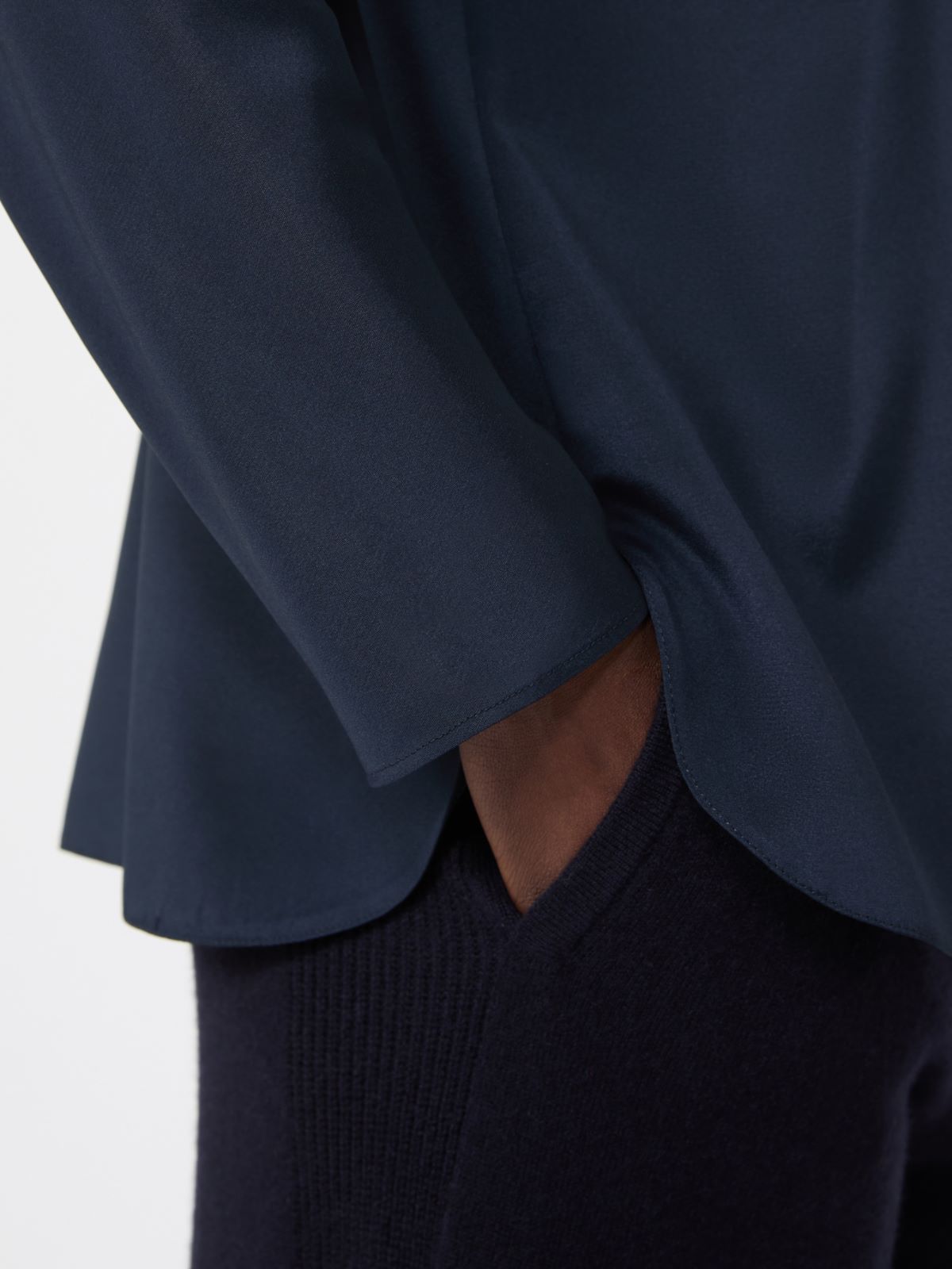 Bluse aus Seiden-Crêpe-de-Chine - ULTRAMARINE - Max Mara - 6