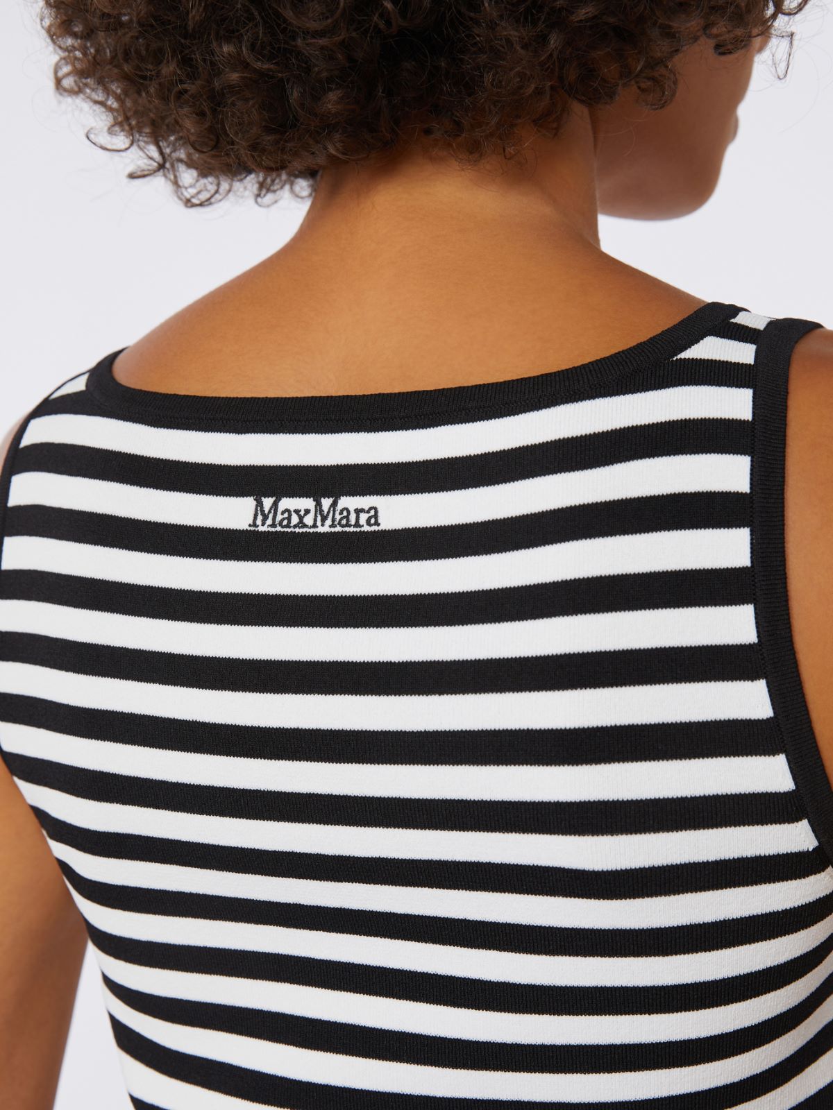 Jersey sin mangas de hilado de crepé de viscosa - NEGRO - Max Mara - 4