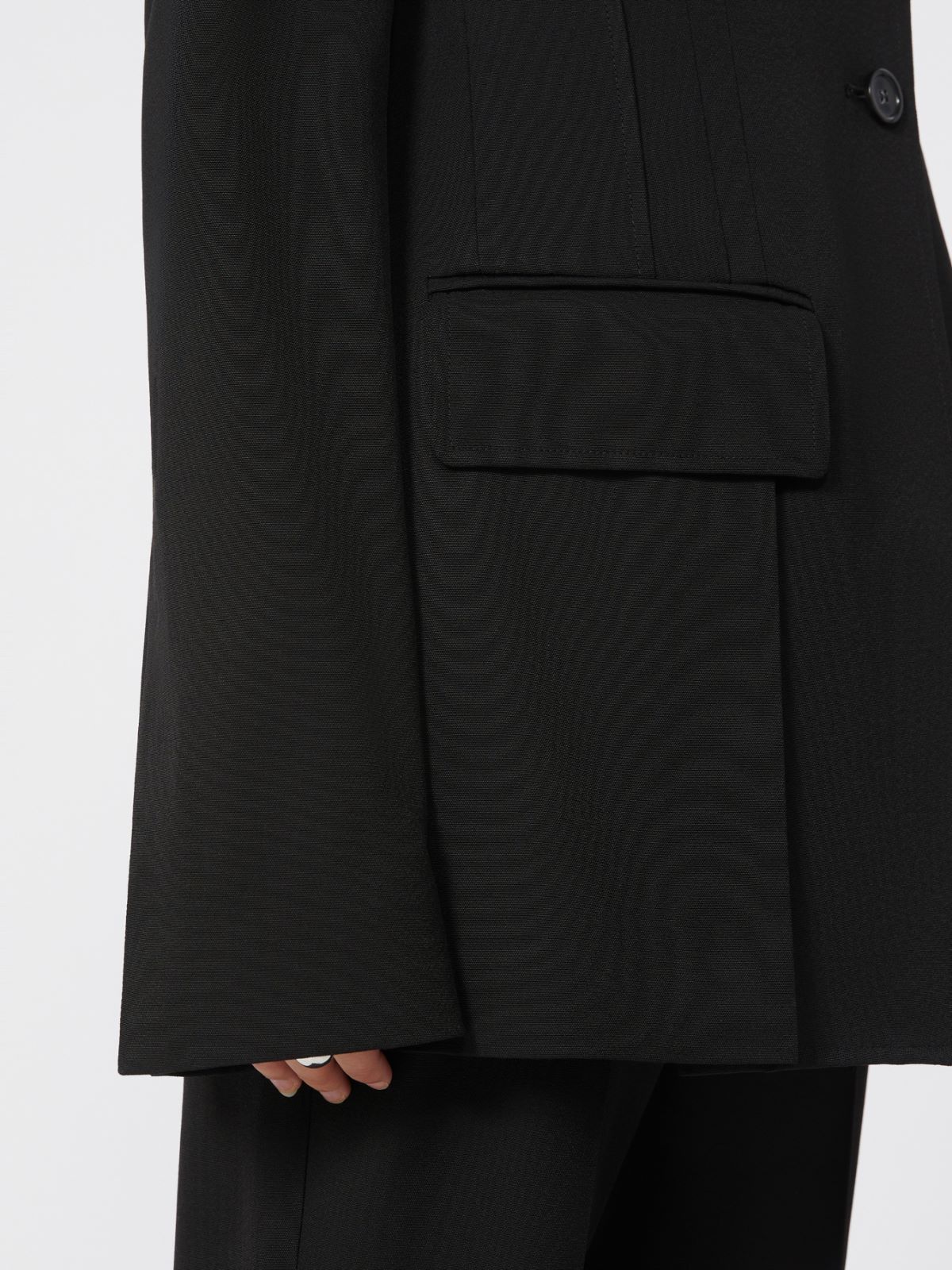 Taillierter Blazer mit doppelten Abnähern - SCHWARZ - Max Mara - 5