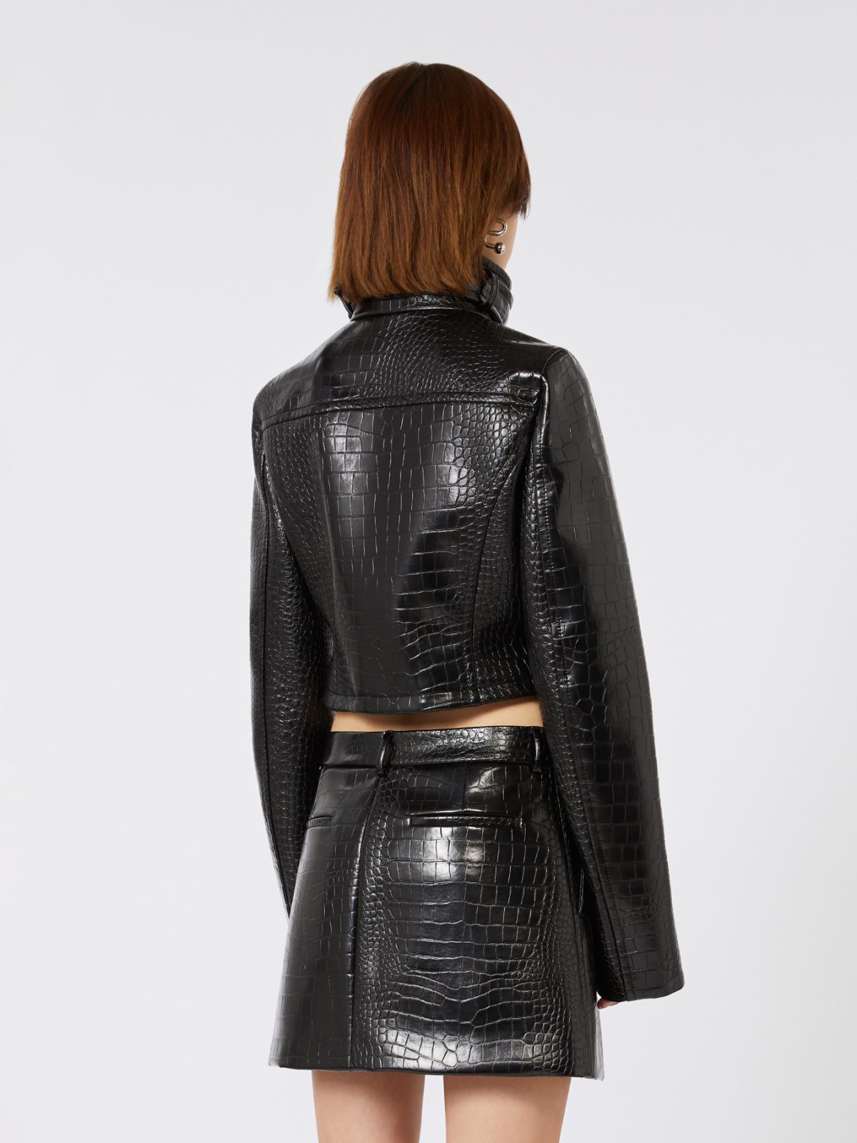 Patent leather cropped jacket with alligator print - BLACK - Max Mara - 6