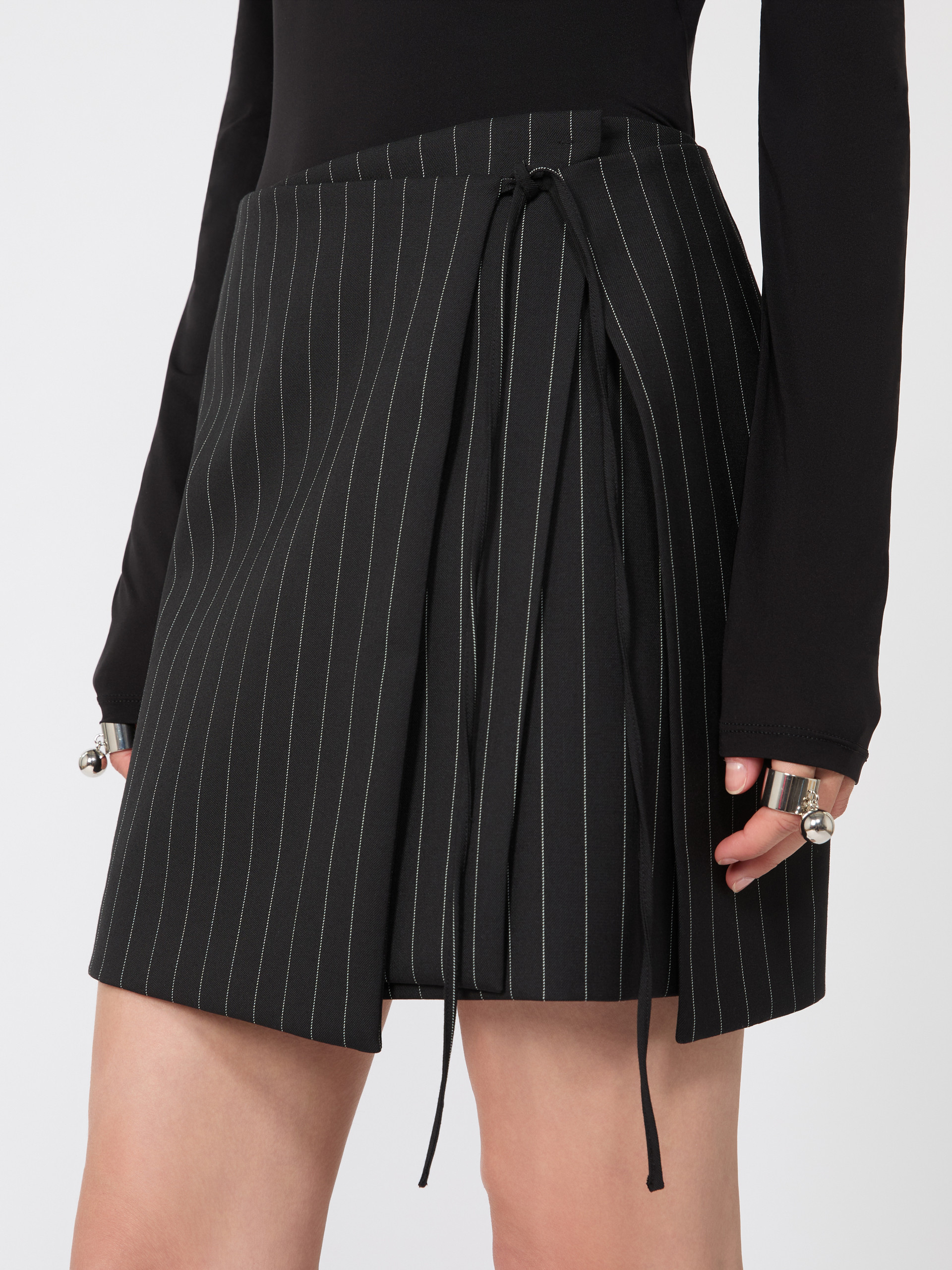 Pinstripe gabardine mini skirt - BLACK - Max Mara - 4