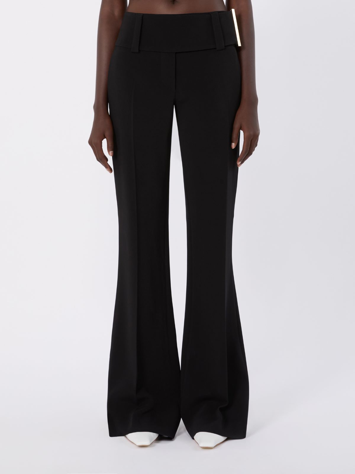 Ausgestellte Hose aus Stretch-Viskose - SCHWARZ - Max Mara - 2