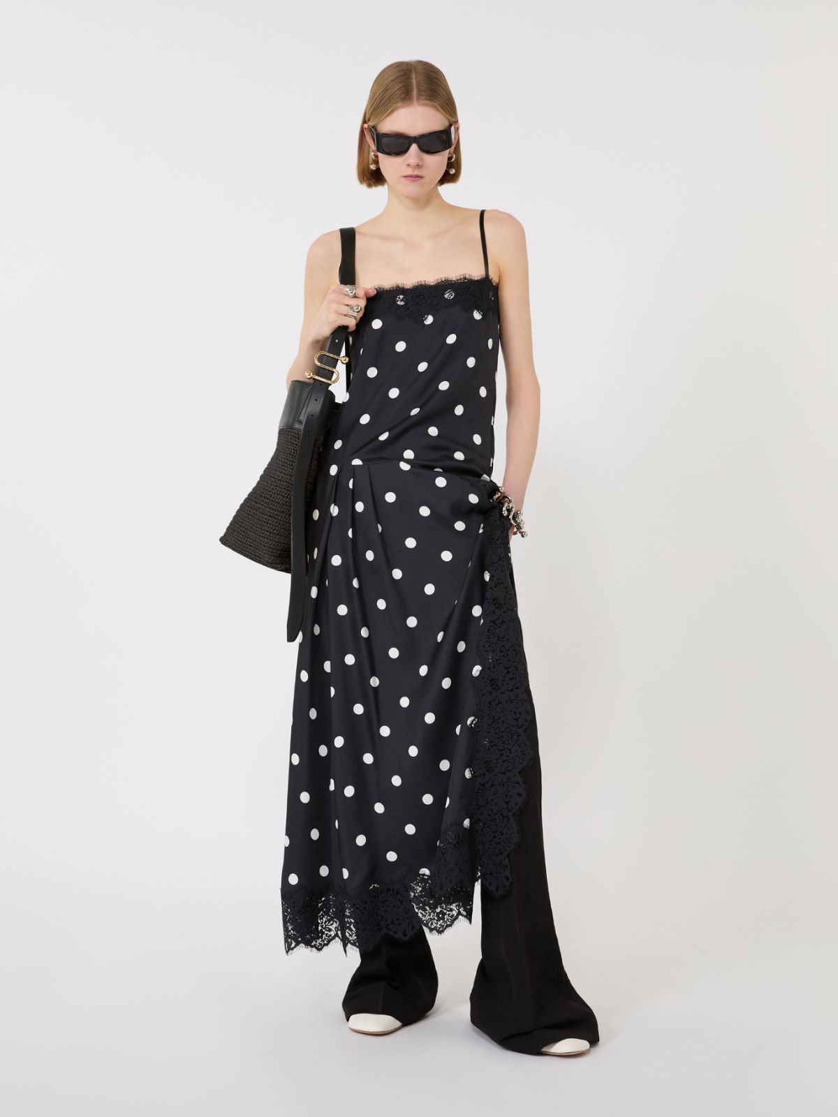 Lace-detail long dress - BLACK