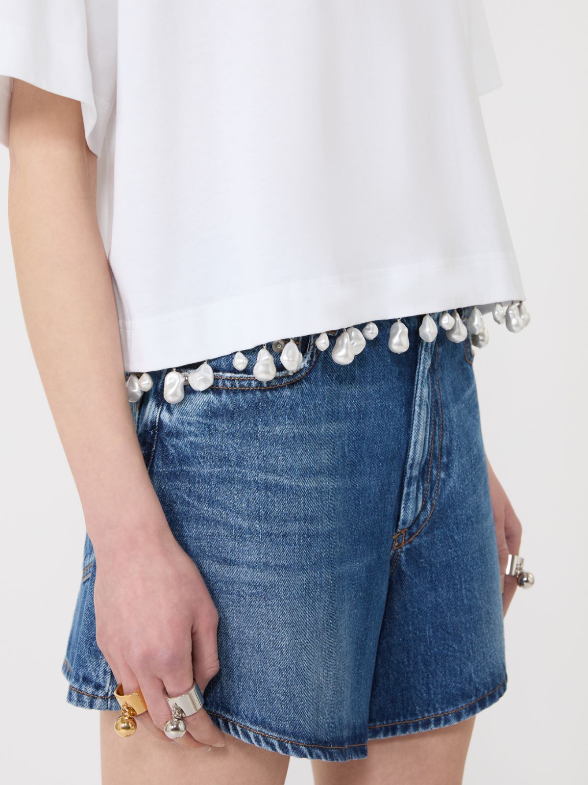 Pearl-embroidered cropped T-shirt - OPTICAL WHITE - 5
